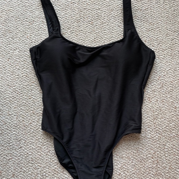 New J.Crew Scrunchie Classic Scoopneck 1-piece - Picture 5 of 9